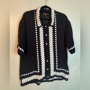 Men’s Truth By Republic Black and White Crochet Shirt Size Large